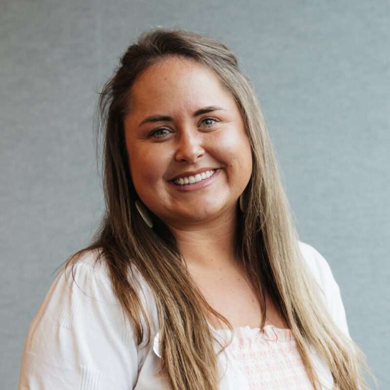 Photo of Elise Arnold